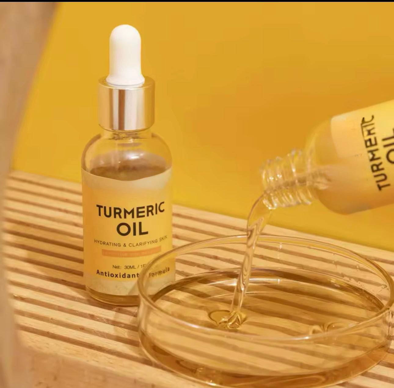 TURMERIC GLOW BRIGHTENING (WITH VITAMIN C) FACE SERUM
